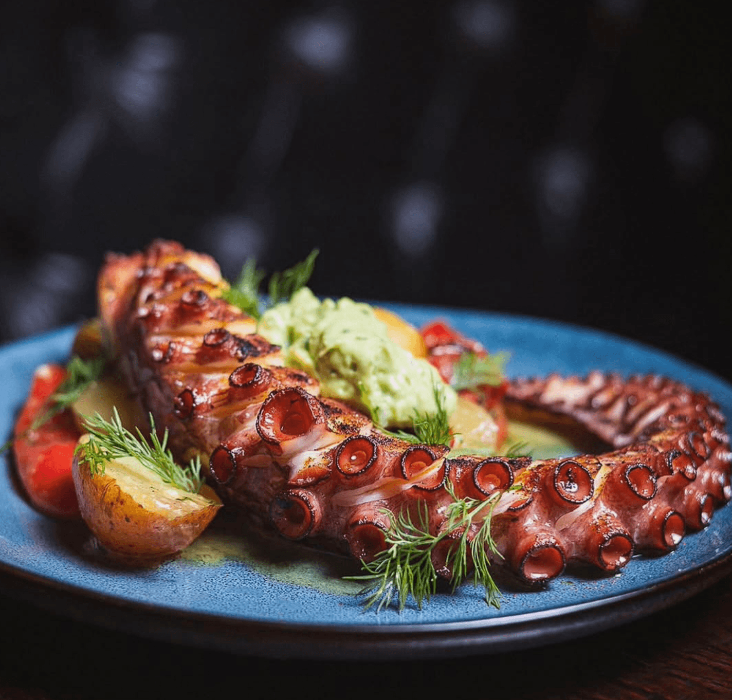 Home BX Steakhouse — bar and atmosphere